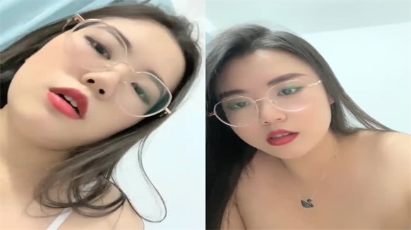 肉丝高跟肥臀巨乳眼镜骚货，淫声荡语撩骚互动！道具狂玩骚逼高潮喷水，浪叫不断！