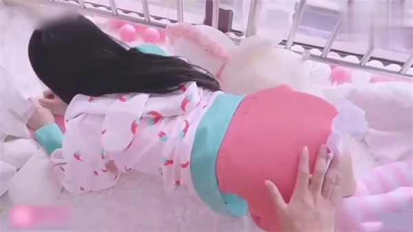 【神乐七奈COS服骑乘位榨精】魅魔附体!淫语诱惑吞精颜射 二次元痴女淫穴榨干白浊汁